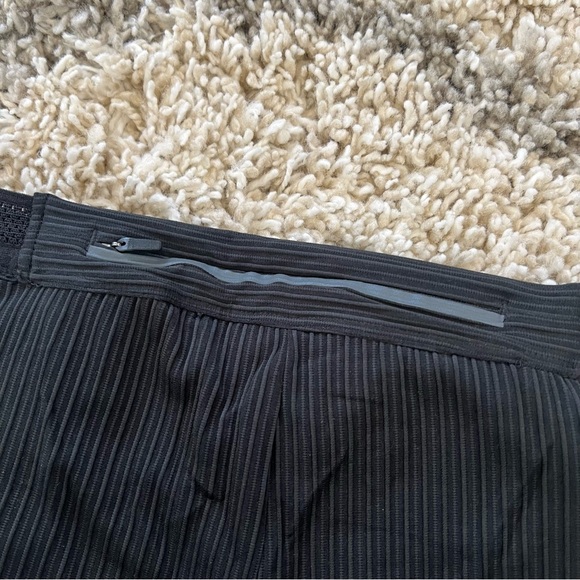 ✔️NWT✔️ NIKE Dri-Fit ADV AeroSwift 1/2 Length Racing Tights - Picture 9 of 11